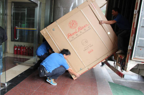 宣恩钢琴贵重工艺品无忧运